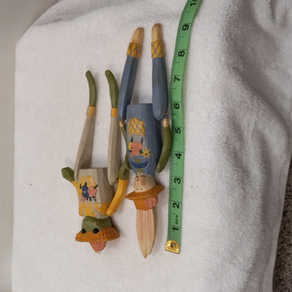 Wooden Figurines Frog & Rabbit W/ moving arms/legs & One Rabbit that sits . - Picture 6 of 7